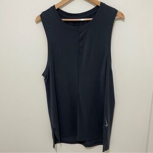 Nike Women's Black Yoga Tee, Size Medium